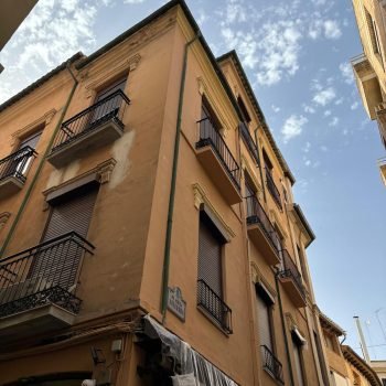 6e560d20-5028-417a-a9e1-9c39ed78a13f