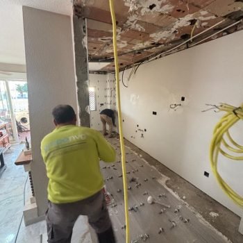 eaed0a15-1b14-49e4-b59d-486dfda321bd