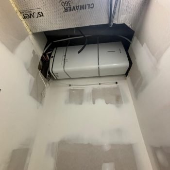 ef927005-a6fe-4e42-82f2-63df988671d0