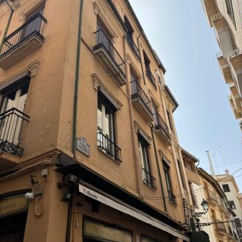 f75b288b-9add-49df-8c0f-d3f8e5082c8a